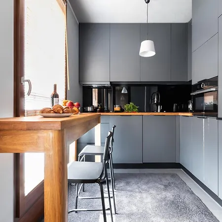 Kolejowa 45a P&o Corporate *