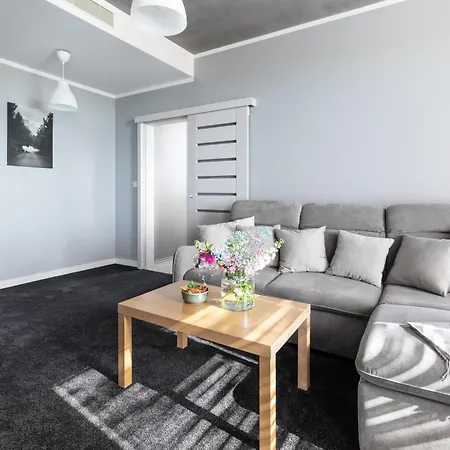 Kolejowa 45a P&o Corporate Varšava