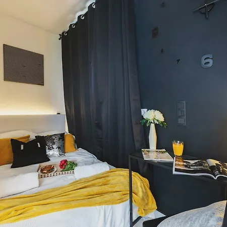Apartment Kolejowa 45a P&o Corporate