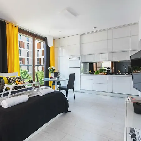 Kolejowa 45a P&o Corporate * Varsóvia