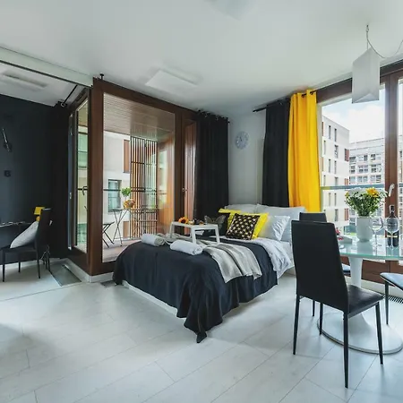 Kolejowa 45a P&o Corporate Apartamento *